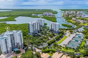 445 Cove Tower Dr, Naples, FL 34110 - Photo 1