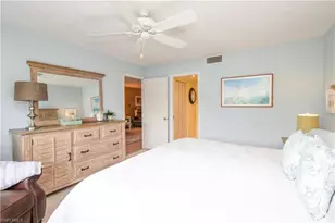 1020 Palm View Dr, Naples, FL 34110 - Photo 30