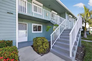 144 Cypress Way E, Naples, FL 34110 - Photo 36