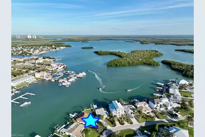 125 Pago Pago Dr E, Naples, FL 34113 - Photo 4