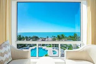 8473 Bay Colony Dr, Naples, FL 34108 - Photo 2