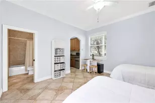 4000 Stonesthrow Ct, Naples, FL 34109 - Photo 48