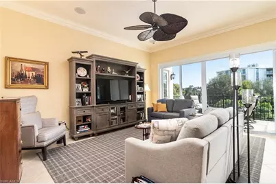 1400 Gulf Shore Blvd N #307, Naples, FL 34102 - Photo 4