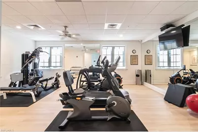 1400 Gulf Shore Blvd N #307, Naples, FL 34102 - Photo 20