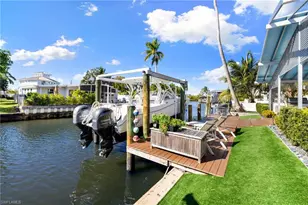 1820 Holiday Ln, Naples, FL 34104 - Photo 38