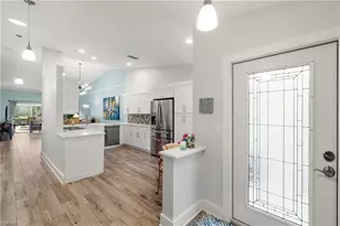 784 Wiggins Bay Dr, Naples, FL 34110 - Photo 4