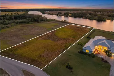 2110 Silk Bay Blvd, Alva, FL 33920 - Photo 1