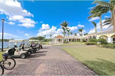 5477 Freeport Ln, Naples, FL 34119 - Photo 24