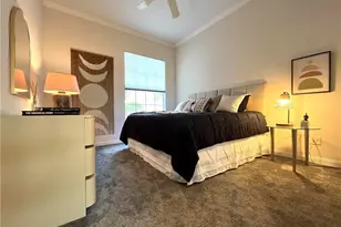 5477 Freeport Ln, Naples, FL 34119 - Photo 14