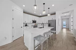 2072 Freemont Way, Naples, FL 34120 - Photo 6