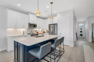 2609 Seychelles Cir, Naples, FL 34112 - Photo 8