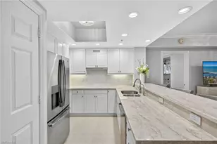 2748 Tiburon Blvd E, Naples, FL 34109 - Photo 10