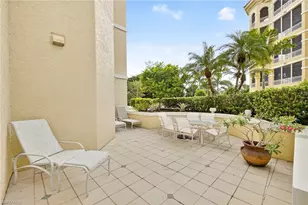 2748 Tiburon Blvd E, Naples, FL 34109 - Photo 20