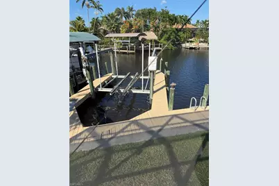2605 Beach Pkwy W, Cape Coral, FL 33914 - Photo 10