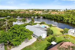 2271 Harbor Rd, Naples, FL 34104 - Photo 4