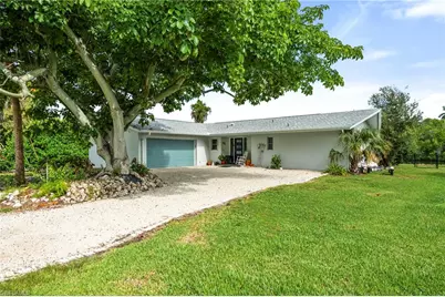 2271 Harbor Rd, Naples, FL 34104 - Photo 1