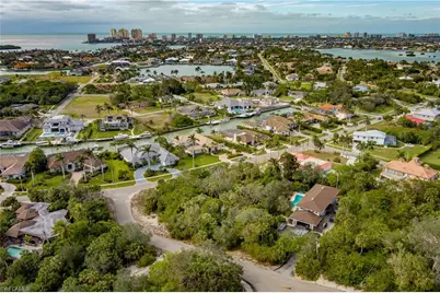 889 Scott Dr, Marco Island, FL 34145 - Photo 14