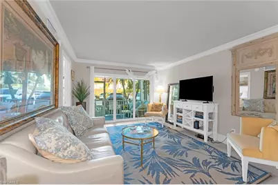 335 8th Ave S #335, Naples, FL 34102 - Photo 4