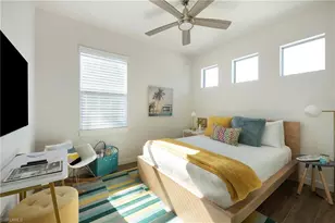 10042 Vanderbilt Dr, Naples, FL 34108 - Photo 12