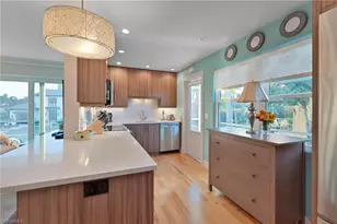 291 8th Ave S, Naples, FL 34102 - Photo 2