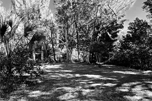 1551 Bembury Dr, Naples, FL 34102 - Photo 4