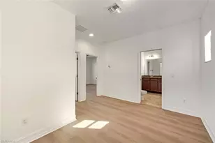 7770 Bristol Cir, Naples, FL 34120 - Photo 16