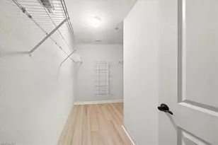 10041 Lake Cove Dr, Fort Myers, FL 33908 - Photo 14