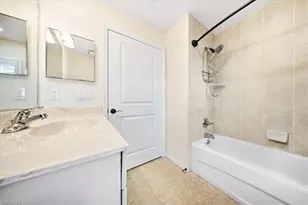 10041 Lake Cove Dr, Fort Myers, FL 33908 - Photo 22