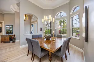 5851 Bromelia Ct, Naples, FL 34119 - Photo 8