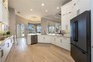 5851 Bromelia Ct, Naples, FL 34119 - Photo 10