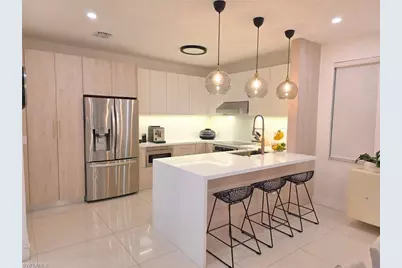 10820 NW 85th Ter, Miami, FL 33178 - Photo 4