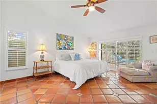 2419 Pinewoods Cir, Naples, FL 34105 - Photo 20