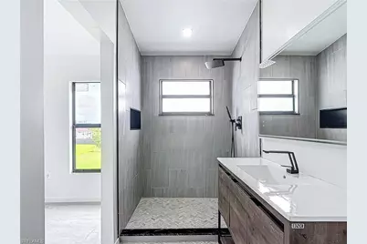 3710 10th St SW, Lehigh Acres, FL 33976 - Photo 20