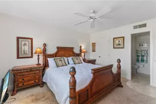 29 High Point Cir E, Naples, FL 34103 - Photo 16