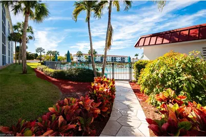 29 High Point Cir E #103, Naples, FL 34103 - Photo 28