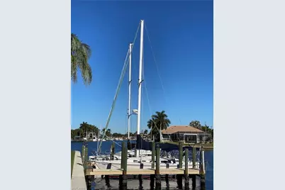 4001 SE 19th Pl #2, Cape Coral, FL 33904 - Photo 2