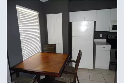 3250 Cypress Glen Way #422, Naples, FL 34109 - Photo 4