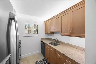 766 Central Ave #204, Naples, FL 34102 - Photo 8