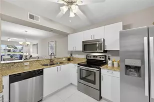 895 New Waterford Dr, Naples, FL 34104 - Photo 12