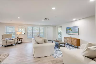 1410 Curlew Ave, Naples, FL 34102 - Photo 2