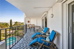 3951 Gulf Shore Blvd N, Naples, FL 34103 - Photo 10