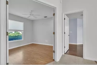 11114 Longshore Way W, Naples, FL 34119 - Photo 10