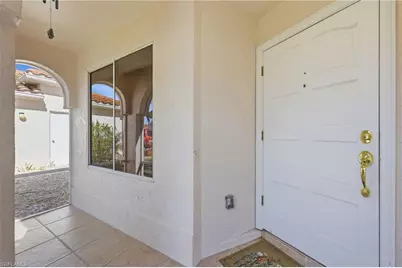 196 Sabal Lake Dr, Naples, FL 34104 - Photo 6