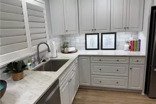 4160 Crayton Rd, Naples, FL 34103 - Photo 4