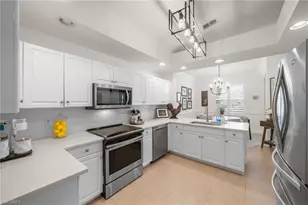 3545 Laurel Greens Ln N, Naples, FL 34119 - Photo 2