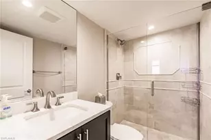 9375 Gulf Shore Dr, Naples, FL 34108 - Photo 20