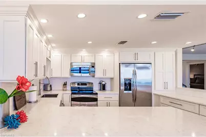 9375 Gulf Shore Dr #302, Naples, FL 34108 - Photo 10