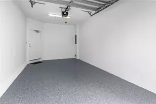 3281 Lindsey Ln, Naples, FL 34109 - Photo 26