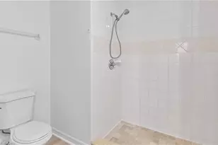 3281 Lindsey Ln, Naples, FL 34109 - Photo 18