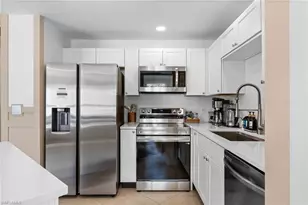 723 Park Ave, Naples, FL 34110 - Photo 32